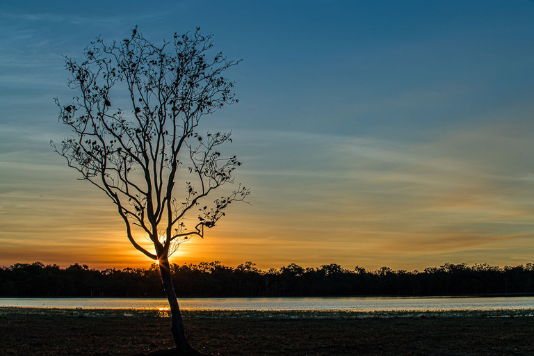 Una nueva composición de colores cada minuto al atardecer en el río Mary / © Foto: Georg Berg