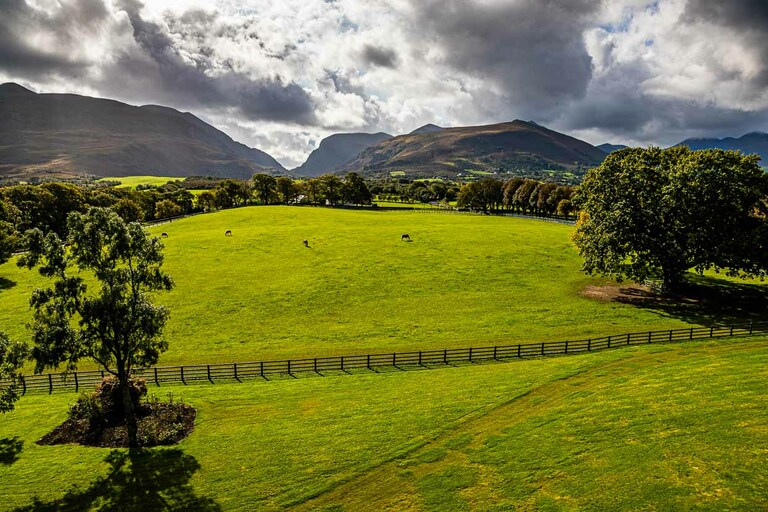 The Dunloe Hotel & Gardens - Grandiosa vista, excelente diseño / © Foto: Georg Berg