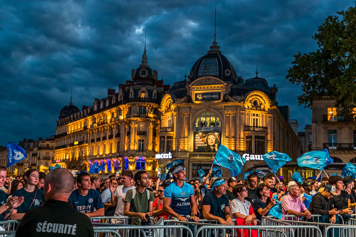 Montpellier celebra el Campeonato de Francia de Rugby 2022 en la Place de la Comédie / © Foto: Georg Berg