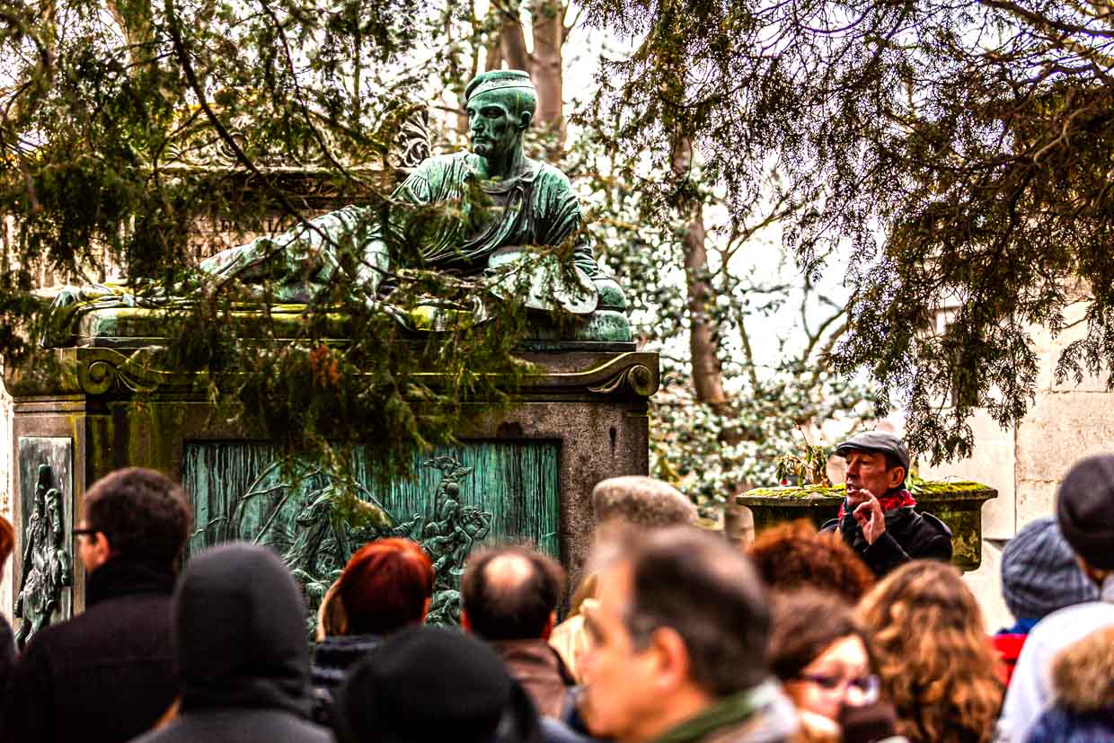 Geführter Gruppenrundgang über den Friedhof Père-Lachaise in Paris / © Foto: Georg Berg